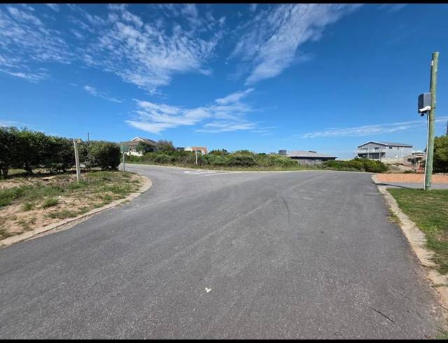 LAND FOR SALE IN PARADISE BEACH